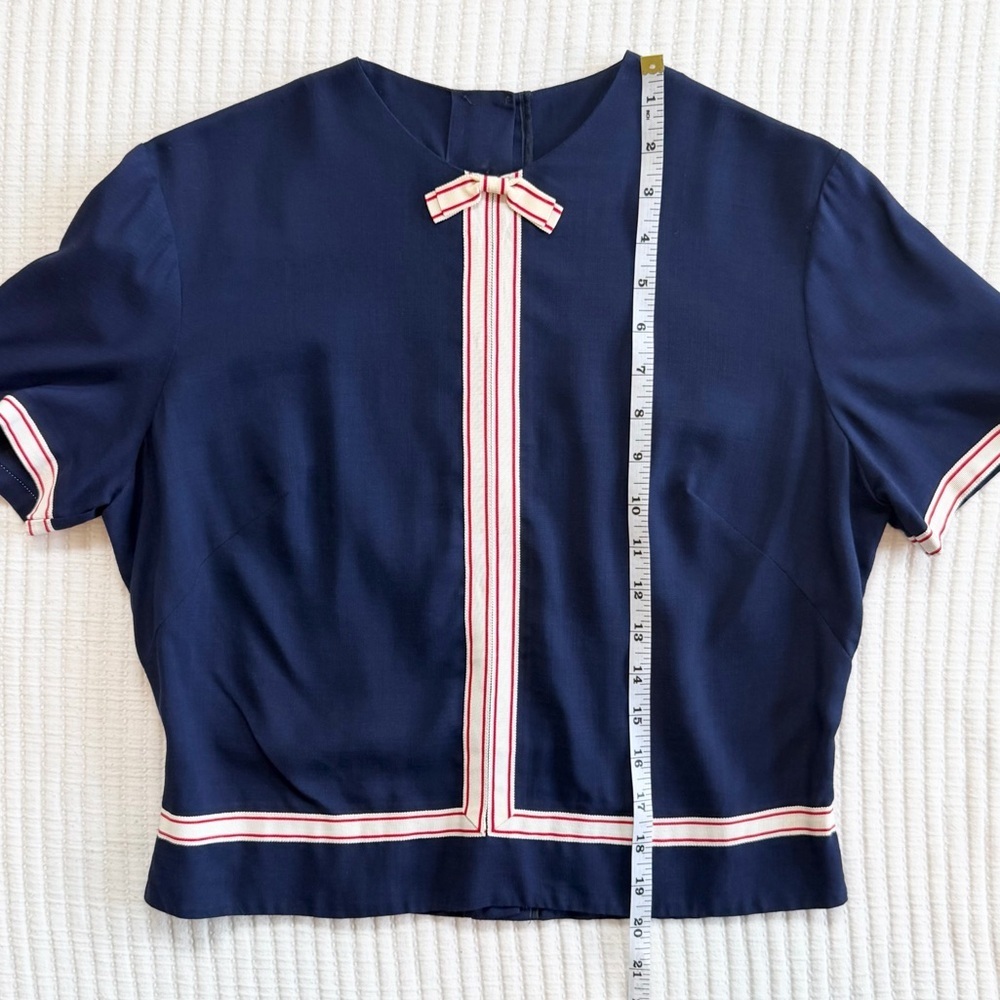 Vintage Sailor Style Navy Short-Sleeve Top with Red Ribbon Trim and Neck Bow USA - Picture 4 of 9